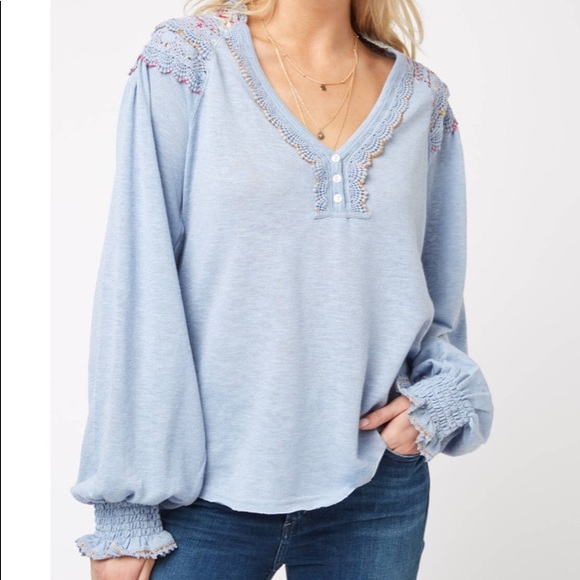 Free People Tops - NWT FREE PEOPLE dreamy clouds blouse Size XS